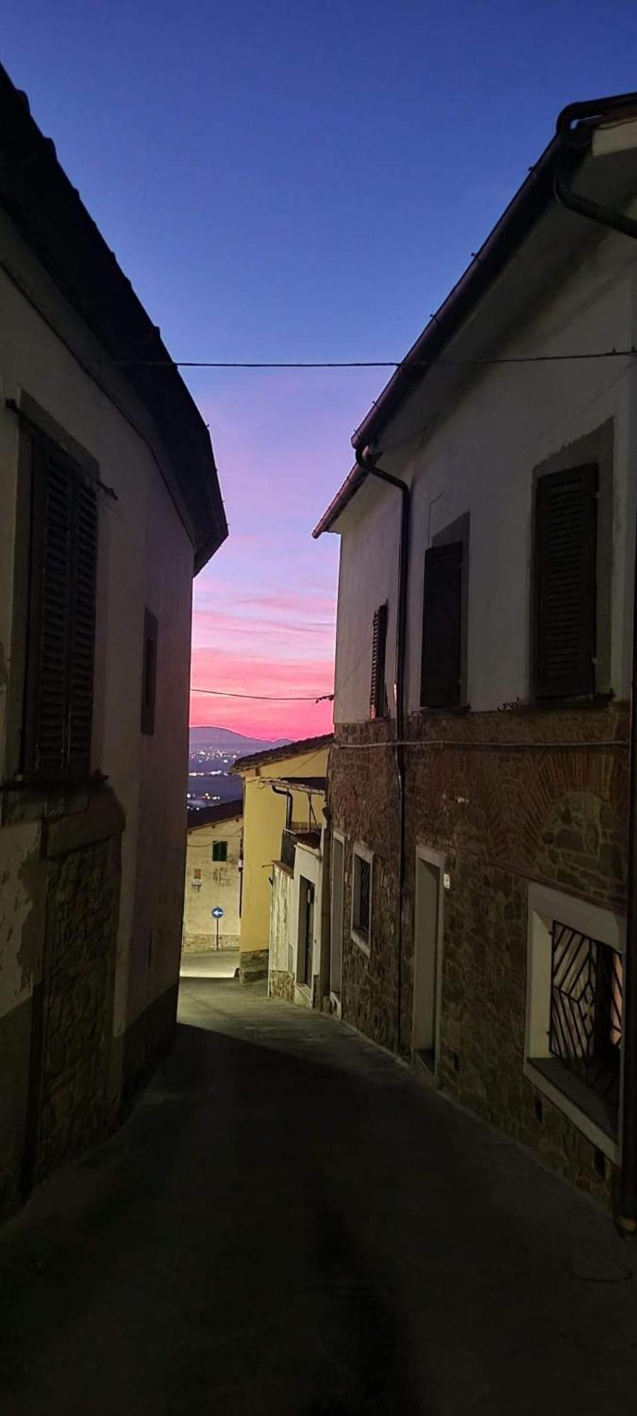 La Grotta San Michele Hotel Montevettolini Buitenkant foto