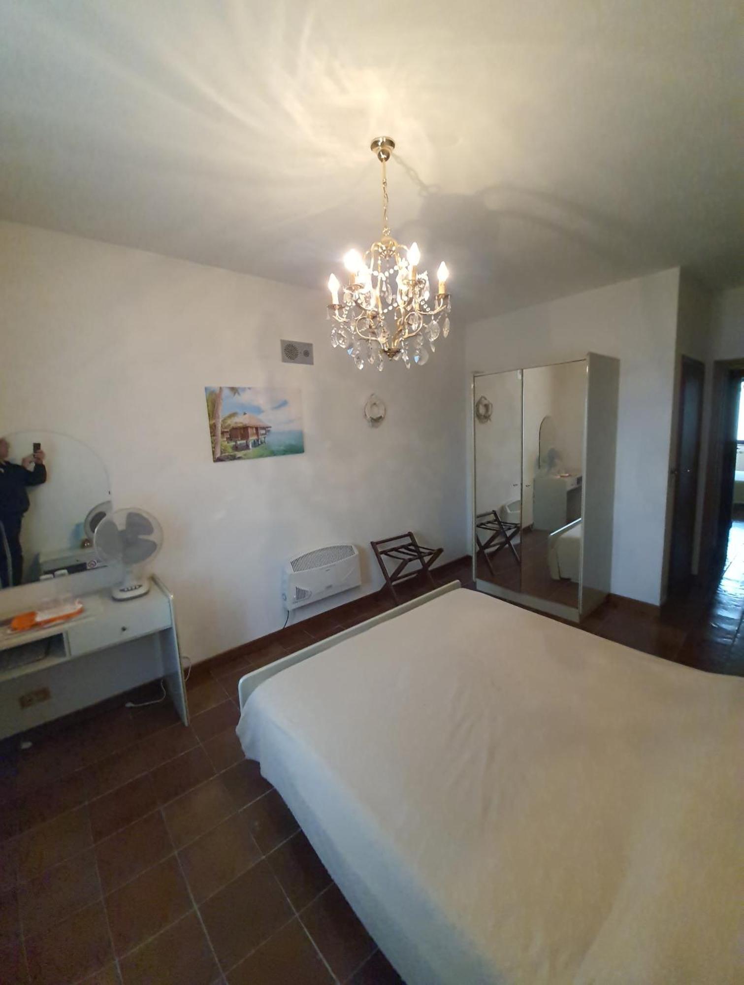 La Grotta San Michele Hotel Montevettolini Buitenkant foto