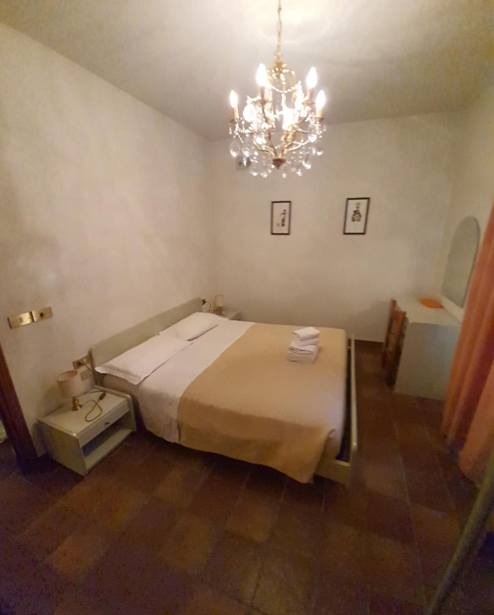 La Grotta San Michele Hotel Montevettolini Buitenkant foto