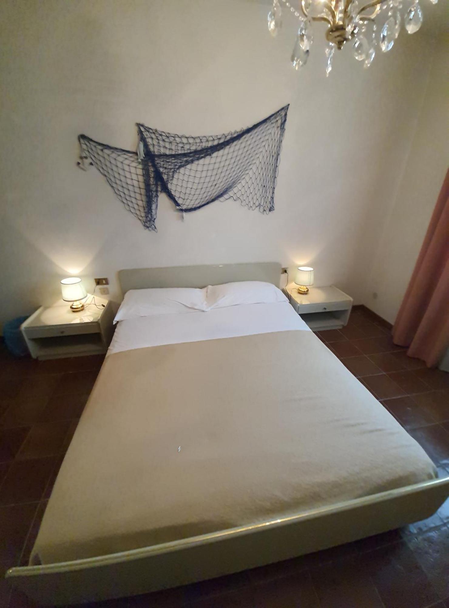 La Grotta San Michele Hotel Montevettolini Buitenkant foto