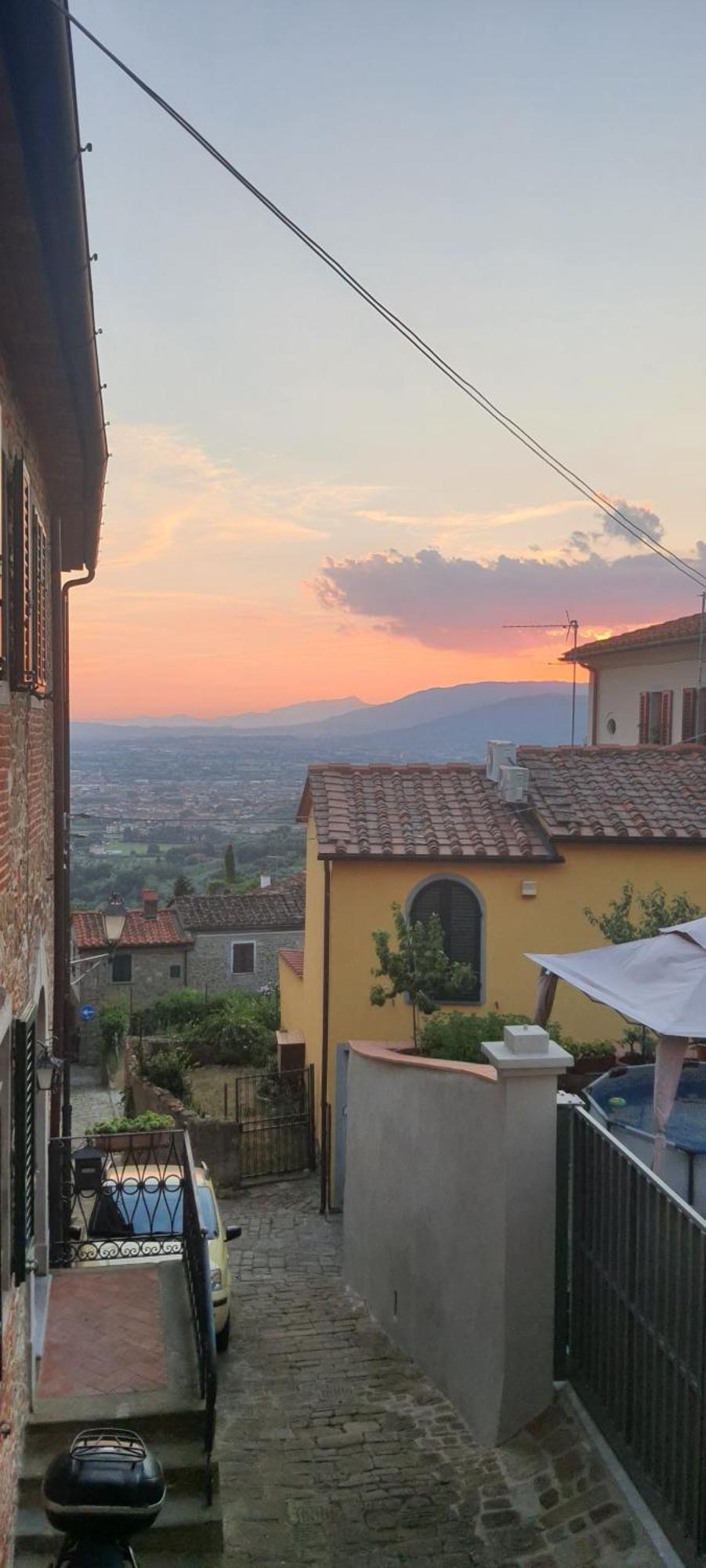 La Grotta San Michele Hotel Montevettolini Buitenkant foto